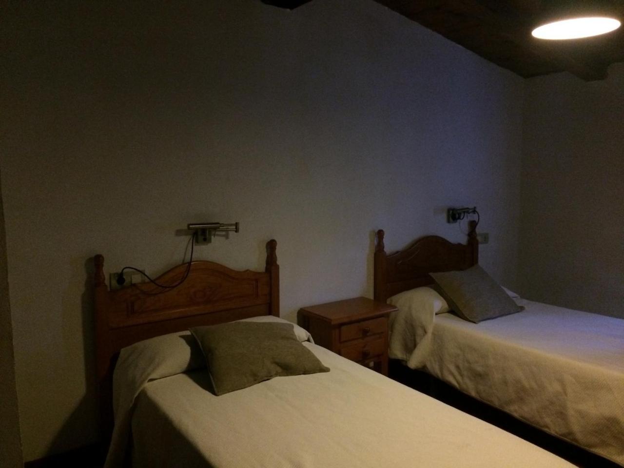 La Antigua Tahona Apartman Navaconcejo Kültér fotó